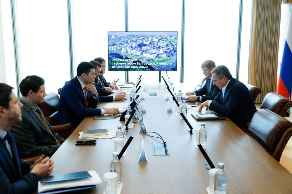 Губернатор Вячеслав Гладков обсудил с главой Минпромторга РФ Антоном Алихановым дополнительную помощь по загрузке промпредприятий Белгородской области