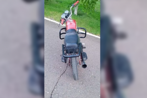 В Оренбургской области 15-летний подросток на мотоцикле сбил двоих детей