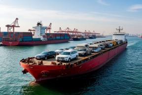 Toyota и RAM застряли на пути в РФ из-за войны на Ближнем Востоке