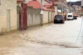 «Я в жизни не видела такую волну»: как в Дагестане вода смывала дома и людей — репортаж из зоны бедствия