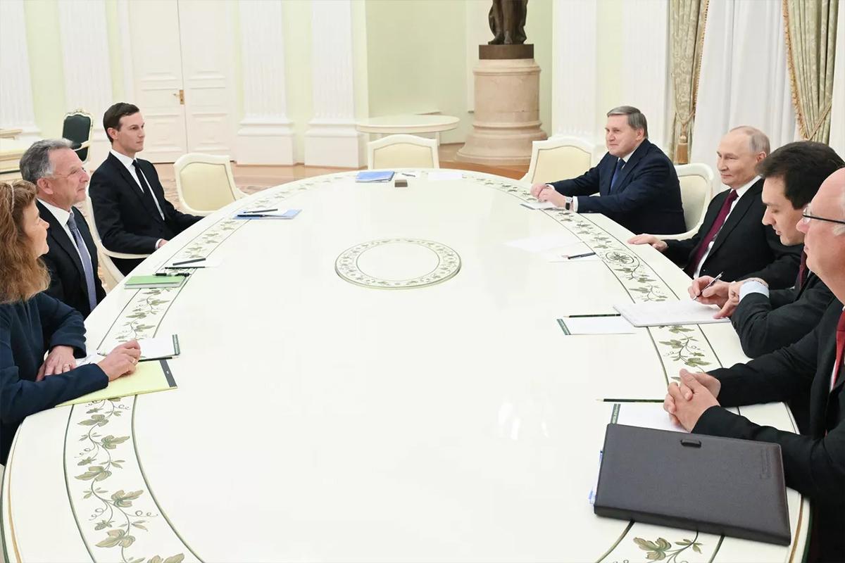 Ушаков прокомментировал итоги переговоров Путина и Уиткоффа