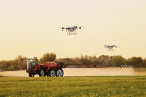 Роботы вместо комбайнеров: как беспилотные тракторы и дроны спасут российское сельское хозяйство от кадрового голода и роста цен