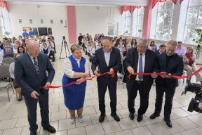 Спикер Ярославской облдумы Михаил Боровицкий принял участие в торжественном открытии после капремонта школа №1 в Пошехонье