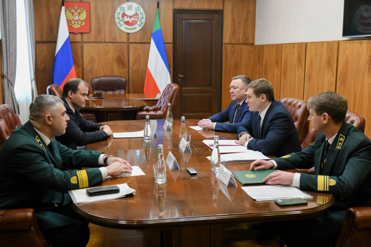 Валентин Коновалов: За прошлый год площадь лесовосстановления в Хакасии почти в три раза превысила площадь погибших лесных насаждений