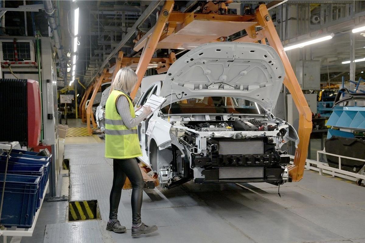 Китайский автопром ударил демпингом по российскому рынку