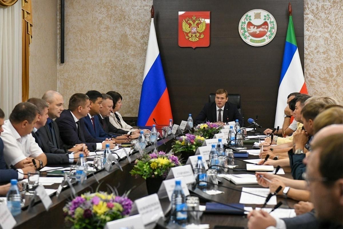 Прямой диалог с властью: глава Хакасии ответит на любые вопросы жителей в эфире двух телеканалов