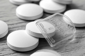 Фармацевт Камдар назвал лекарства, усиливающие побочные эффекты статинов