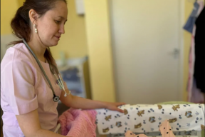 Ижевские врачи спасли жизнь 630-граммовой недоношенной девочке