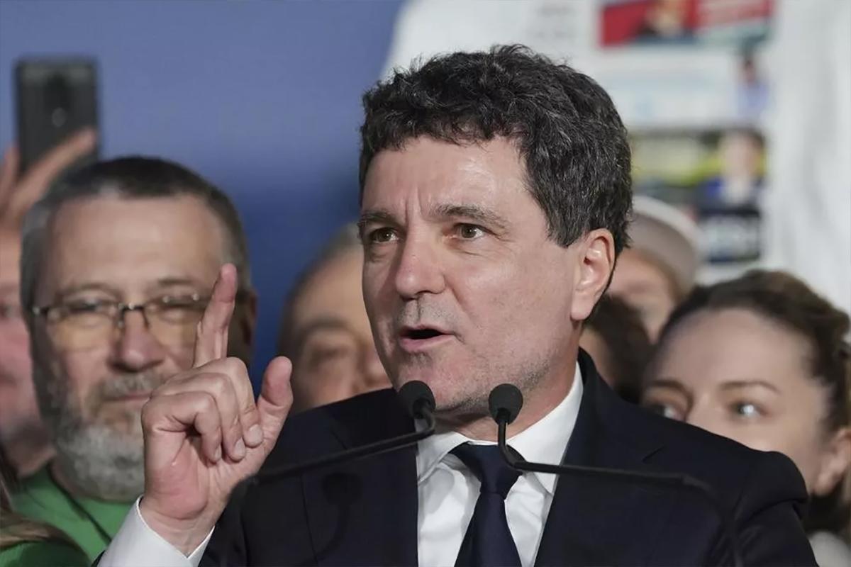 Раскол в правящей коалиции: президент Румынии объявил о начале политического кризиса и пообещал заблокировать назначение премьера