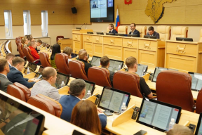 По инициативе Александра Ведерникова Молодежный парламент Иркутской области подготовил законопроект о запрете продажи вейпов