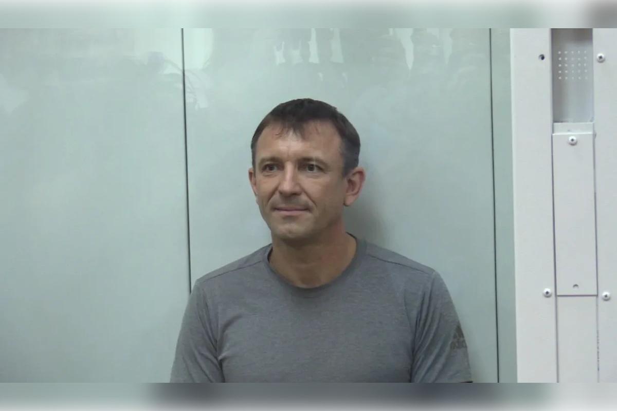 Осуждённого генерала Попова не отправят на СВО