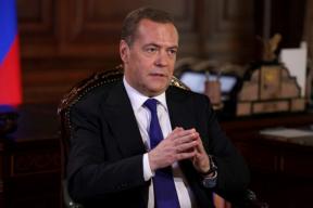 Семь пунктов «несостоявшегося государства»: проверяем цифрами громкий тезис Медведева