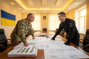 Экс-главком ВСУ сдал пост Драпатому с заявлением о «наступающей армии»