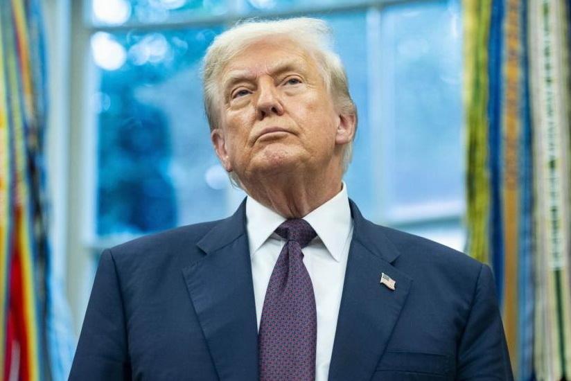 «Си крепко обнимет меня»: Трамп — о визите в Китай, Ормузском проливе и объятиях с Си Цзиньпином