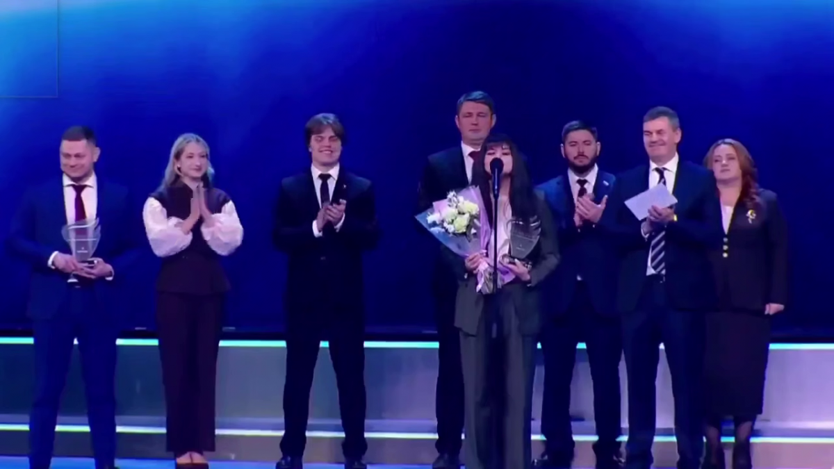 Победителем муниципальной премии «Служение» в номинации «Молодой современный управленец на службе страны» стал волонтерский центр «Аргумент» из Новошахтинска