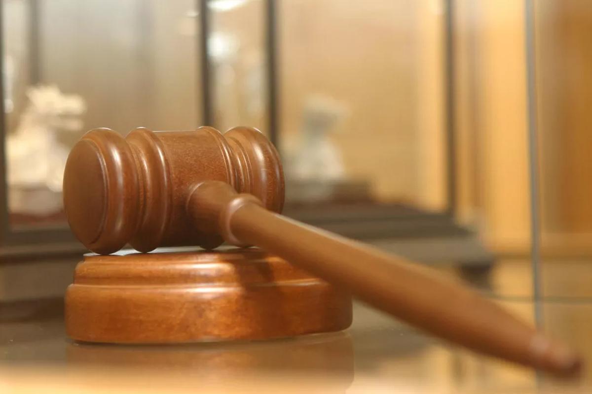 В Армавире осудили мать, пытавшуюся заколоть сына ножом