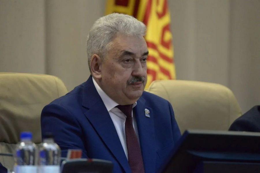 Спикер Госсовета Чувашии Леонид Черкесов о праве детей-сирот, участвующих в СВО, на внеочередное получение жилья: За спинами бойцов надежный тыл и четкие обязательства государства