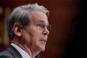 Бессент раскрыл хитрый план США, как оставить Россию без нефтяных денег