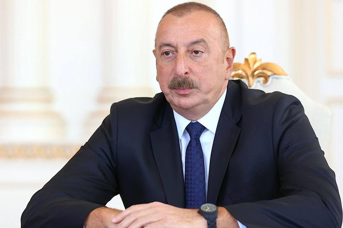 Алиев отверг уступки территорий как путь к миру между Россией и Украиной