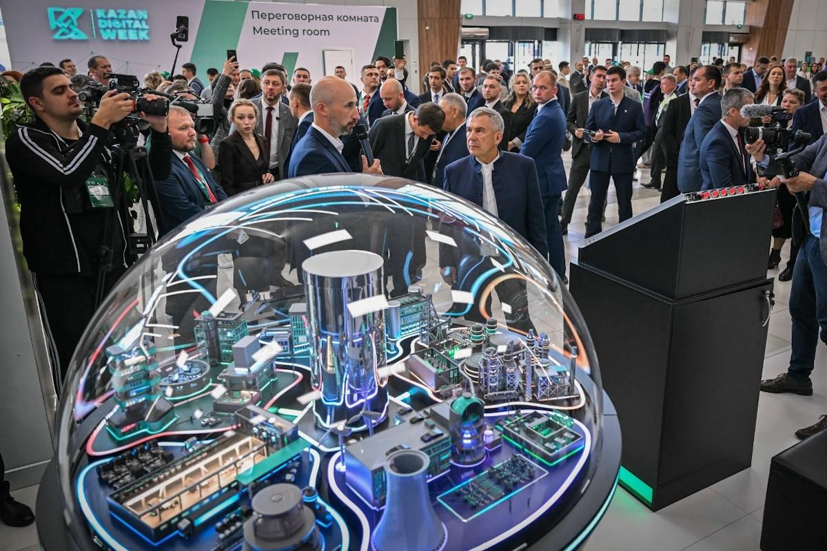 Искусственный интеллект и битва роботов: в Казани стартовал международный IT-форум