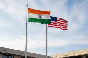 Reuters: США и Индия договорились о закупках нефти и вооружений при сниженных пошлинах