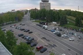 Эстония отреагировала на очереди из собственных граждан на границе с РФ
