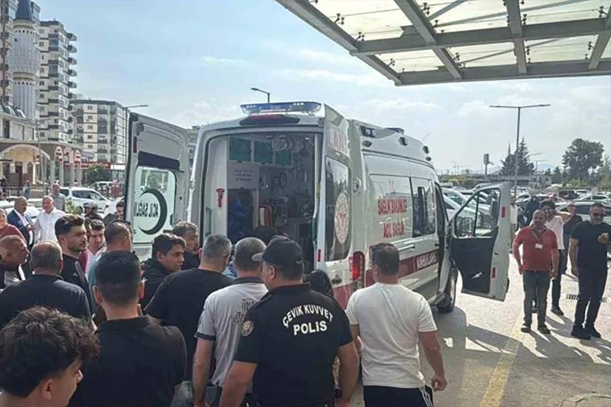 Расстрел на юге Турции: бывший муж устроил кровавую бойню, скрываясь с места на машине