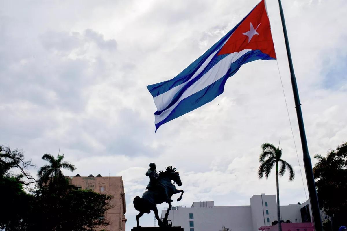 Куба сигнализирует о готовности к диалогу с США, но ставит условия