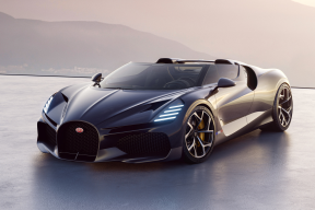 New world speed record for a production roadster has been set