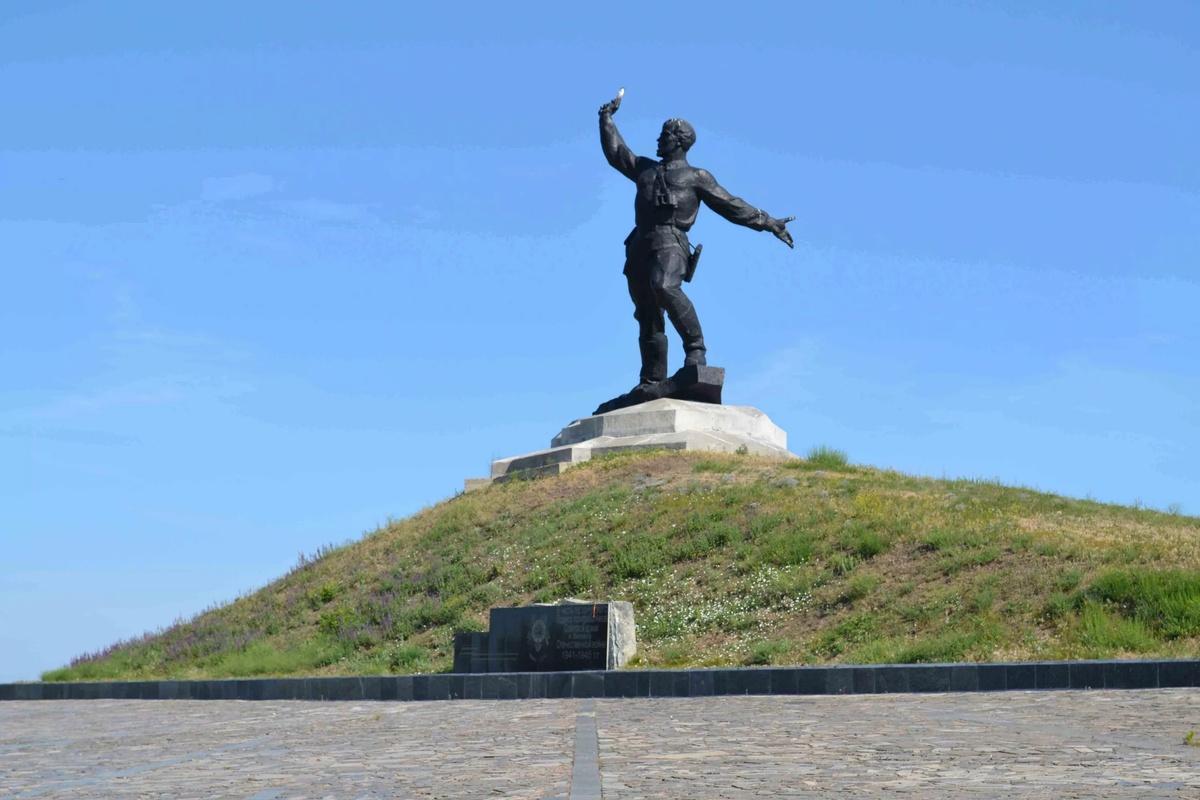 В ЛНР снимут фильм про подвиг комбата Еременко