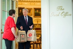 Работа президента США не оставляет время на депрессию, заявил Трамп