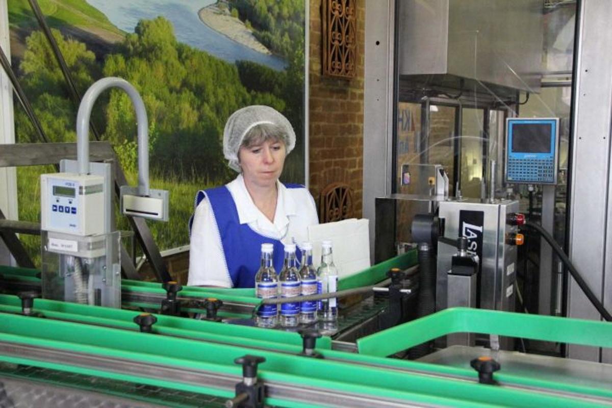 В Воронежской области годовая выручка Бутурлиновского ЛВЗ увеличилась в 15 раз