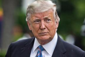 Трамп укорил Зеленского в нежелании заключать сделку