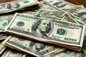 Падение на фоне рекорда: почему газовики Петербурга потеряли 9% дохода при зарплате под 623 тысячи