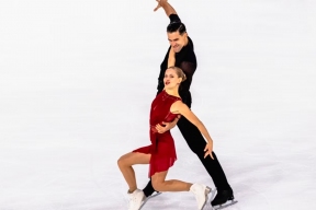 Немка и русский лидируют на Олимпиаде в фигурном катании