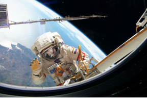 Профессор Харланов: Россия отстает в космическом туризме