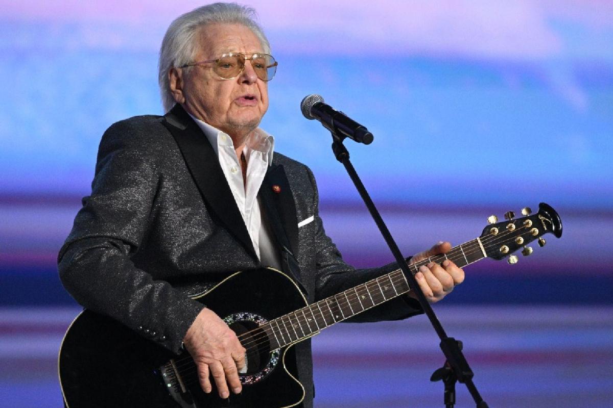 Пенсионные выплаты Юрия Антонова направляются на помощь животным