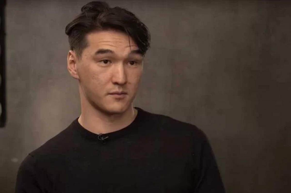 Комику Сабурову грозит до 12 лет тюрьмы в Казахстане за наемничество