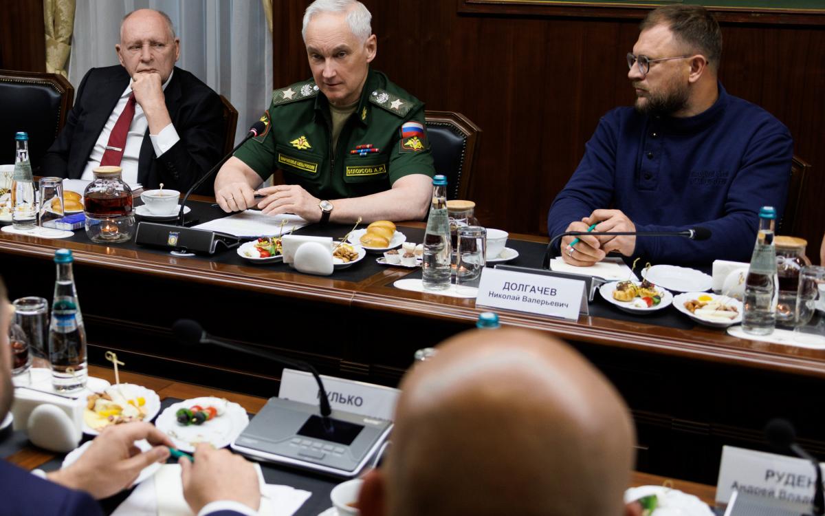 «Не существует РЛС, если её не видно в системе»: Белоусов анонсировал цифровой прорыв в ПВО — планшеты, нейросети и эффективность втрое выше