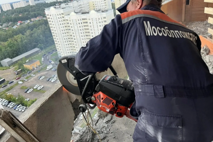 Михаил Собакин: В муниципальном округе Чехове приступили к восстановлению квартир, поврежденных после атаки БПЛА