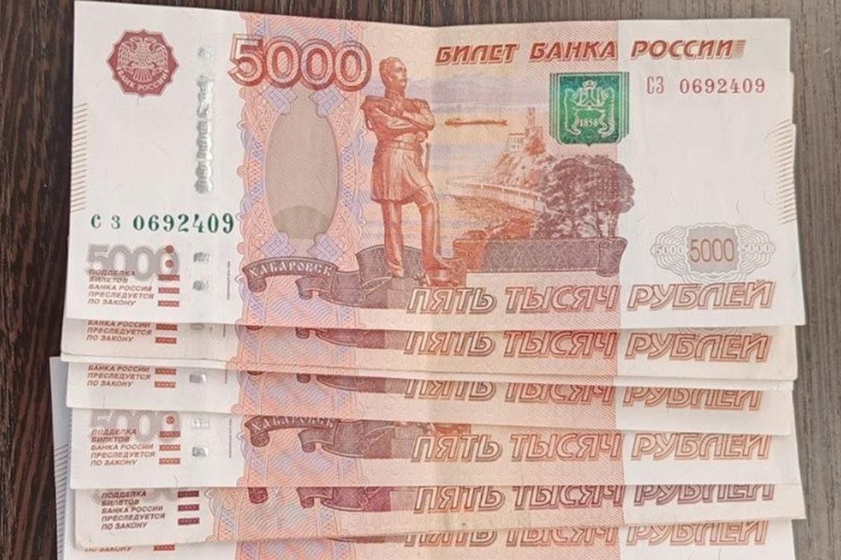 В Омской области с 1 сентября на 7,6% увеличили зарплату педагогов