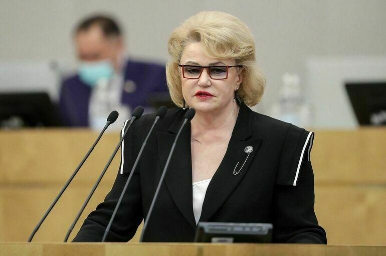 «Гнать таких экспертов»: Останина назвала непрофессиональным решение о разблокировке Roblox