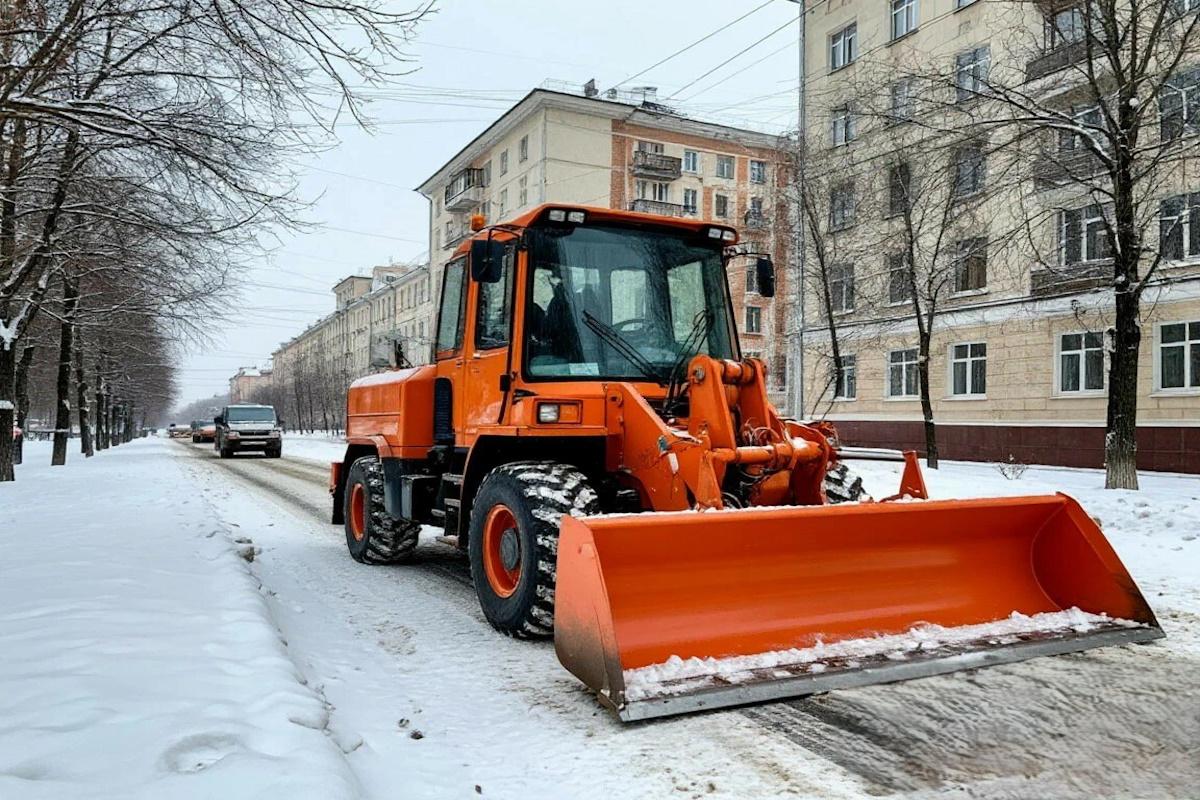 Ижевск готовится к зиме: город будут убирать более 300 единиц спецтехники