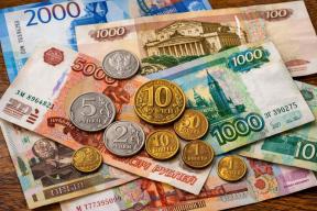 Зарплатный фантом: средний россиянин получил под 140 тысяч рублей в декабре, но уже в январе всё вернулось к 90