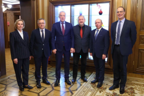 Губернатор Владимир Мазур провел рабочую встречу с томскими учеными