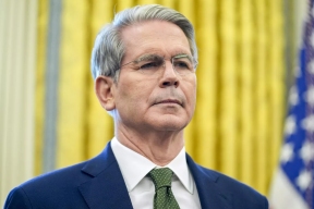 Бессент заявил, что США могут снять еще часть санкций с Венесуэлы