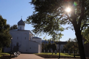 Новгородцев и гостей города приглашают посетить Ярославово дворище после его реставрации