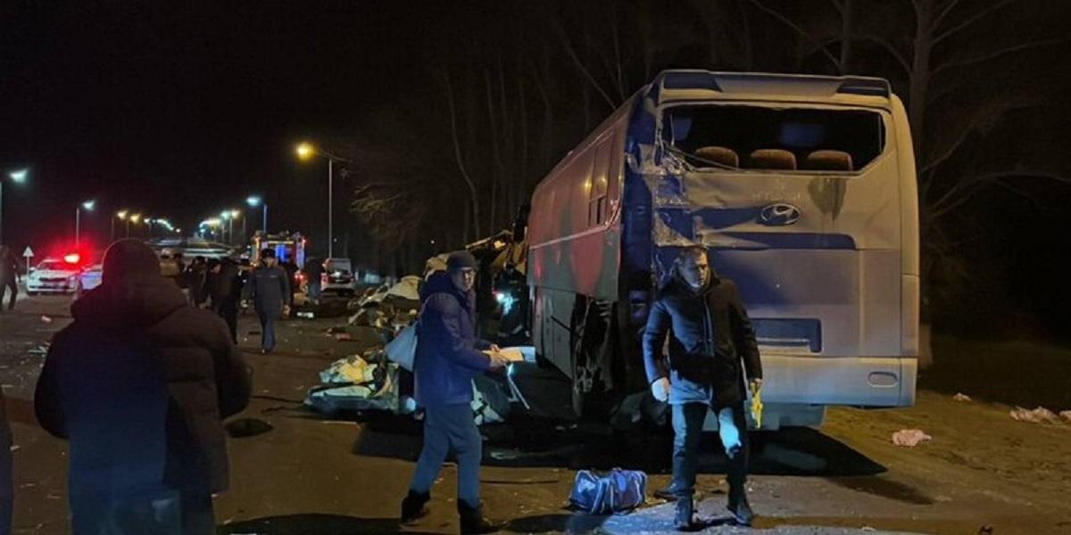 Два микроавтобуса попали в ДТП в Белгородской области - шесть человек погибли