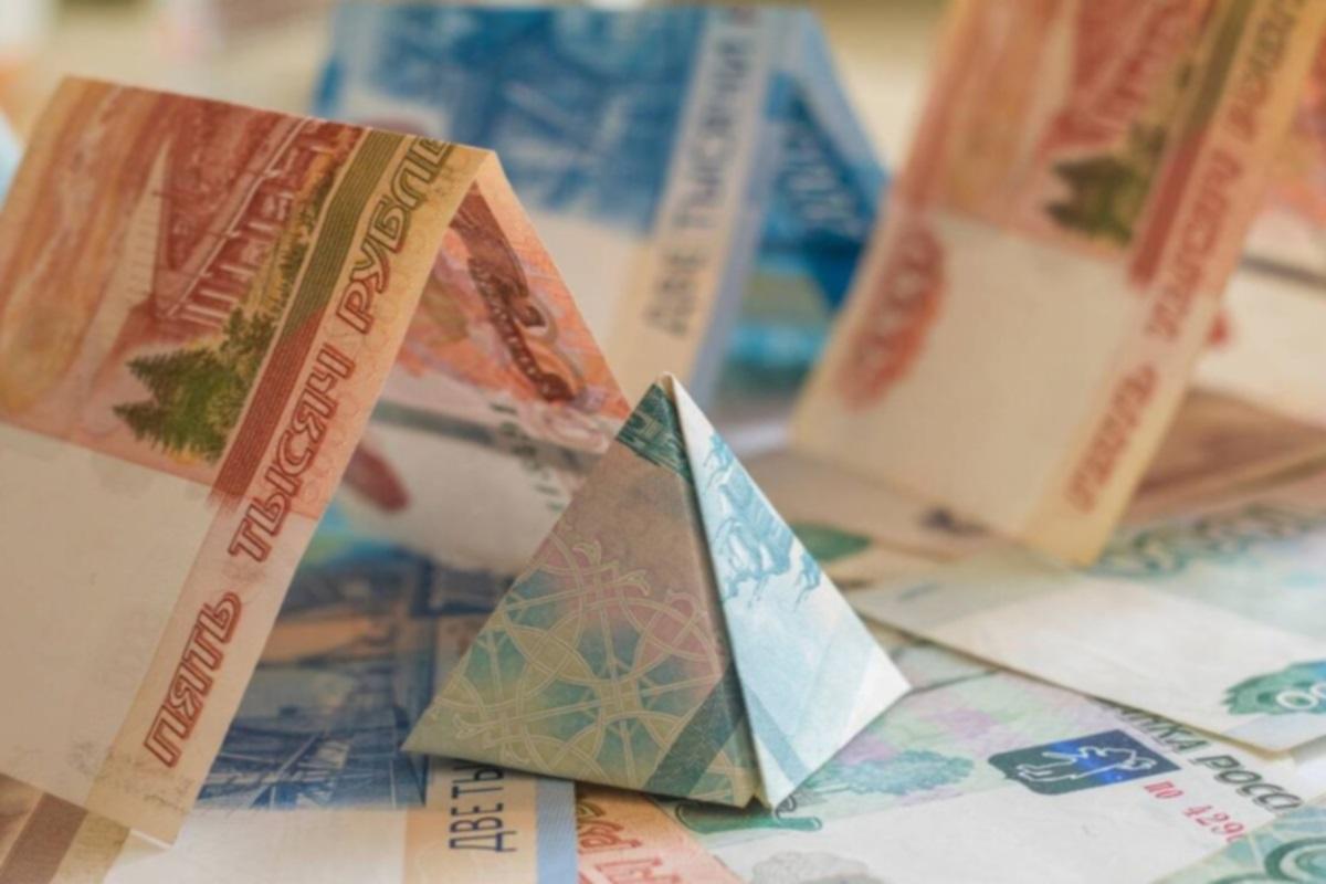 В Новосибирской области мошенники продолжают ловить жителей на крючок финансовых пирамид