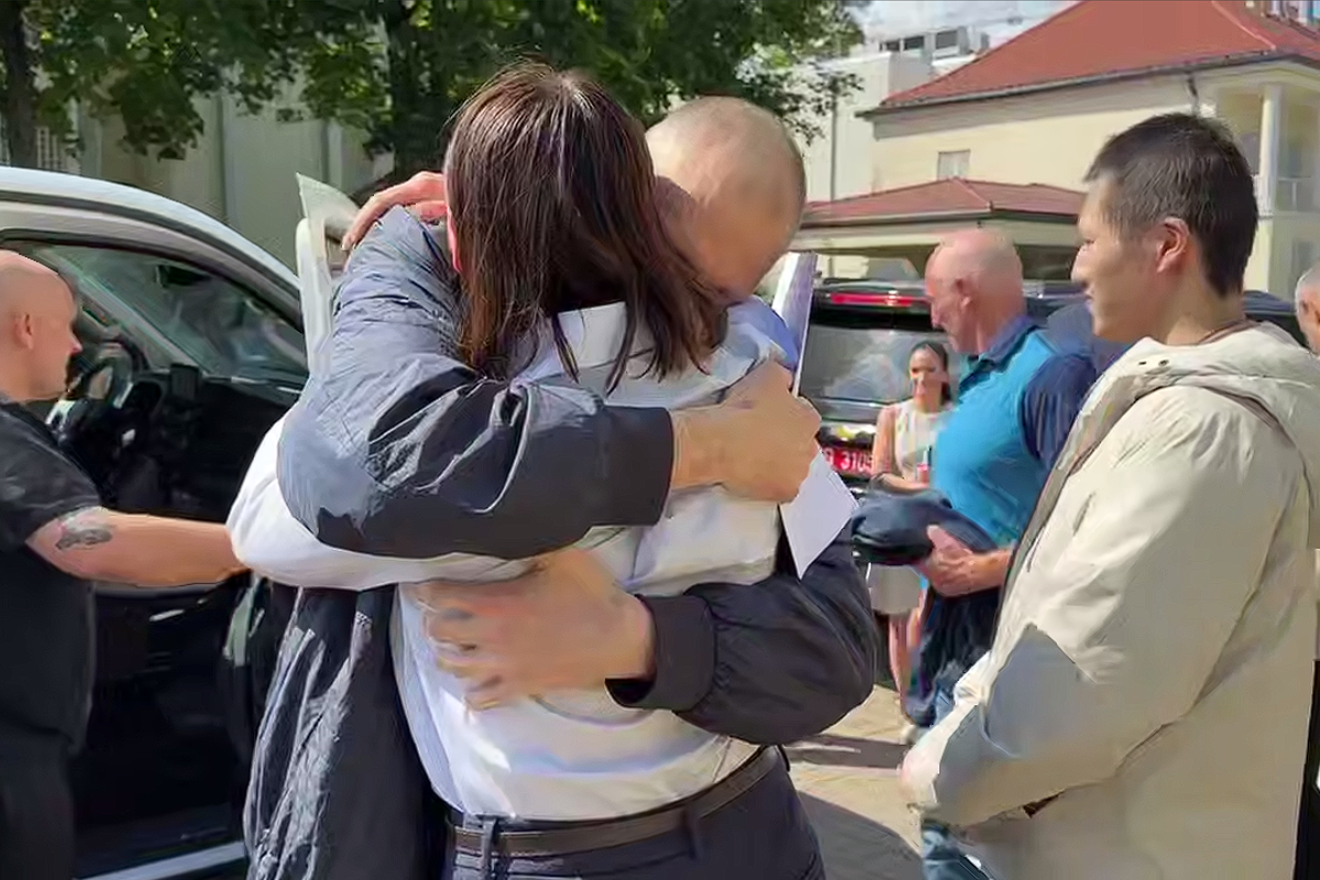 Светлана Тихановская спустя пять лет заключения мужа-оппозиционера встретилась с ним